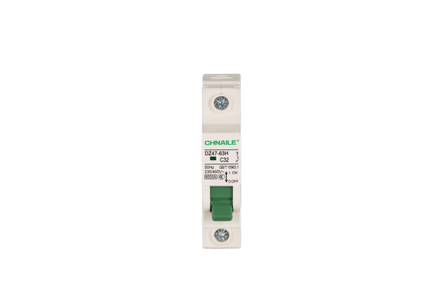 High-Capacity 1P AC Miniature Circuit Breaker 32A 6kA for EV Chargers & Heat Pumps